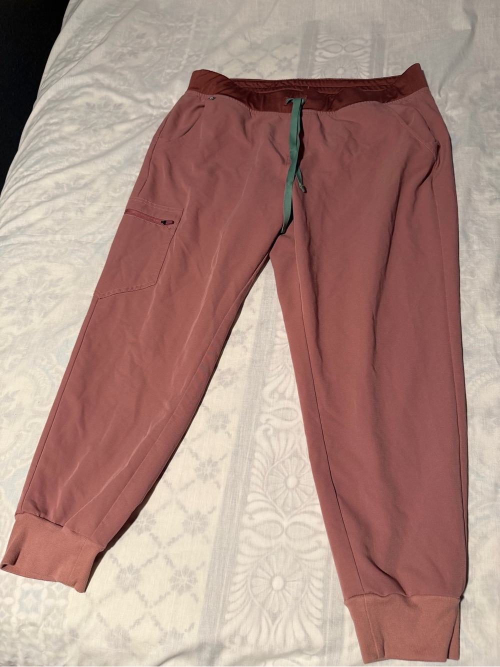 Figs Mauve Rose Scrub Jogger with Contrast Drawstring